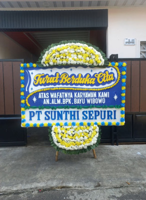 Papan Bunga Duka di Linge